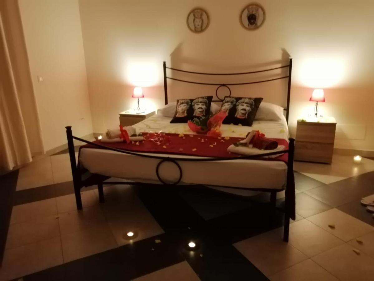 B & B Jasmine Santa Teresa Di Riva Eksteriør billede