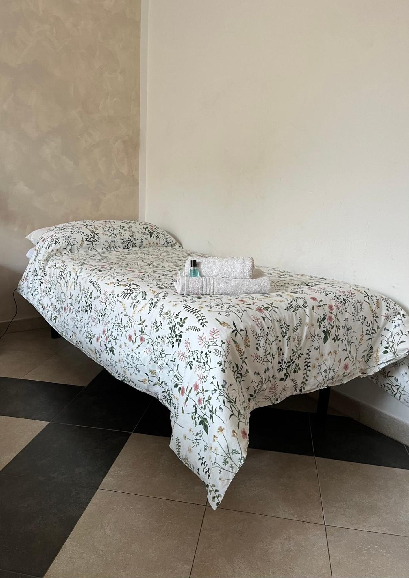 B & B Jasmine Santa Teresa Di Riva Eksteriør billede